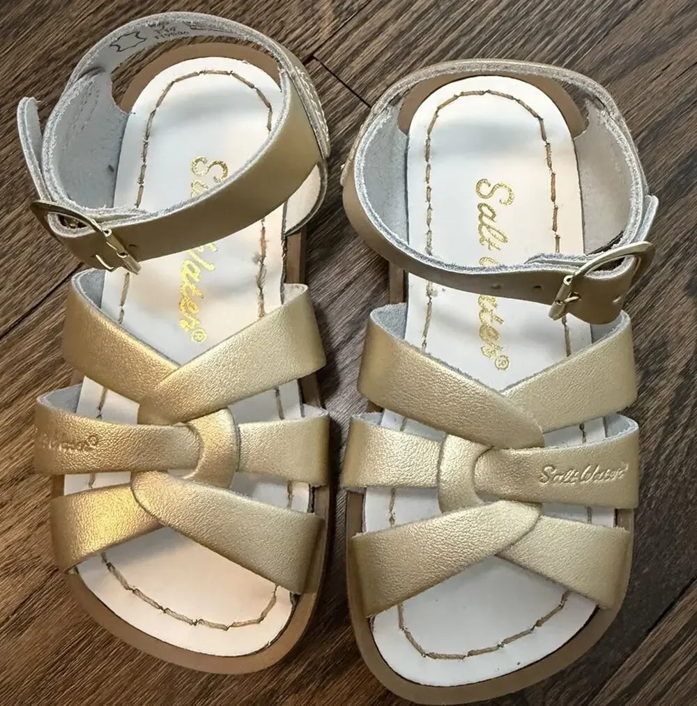 Salt Water Sandals The Original 800 Series Sandal - Gold Little Girls Sz 7c NEW